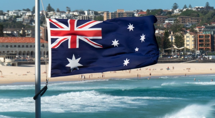 Australien Flagge Bondi Beach Foto iStock SCM Jeans