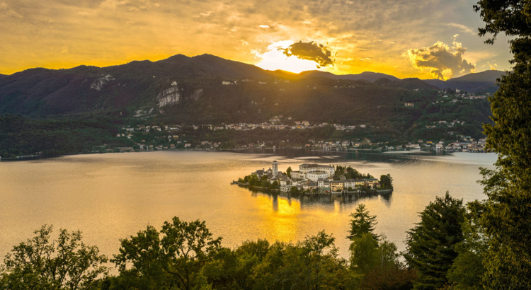 Italien Ortasee