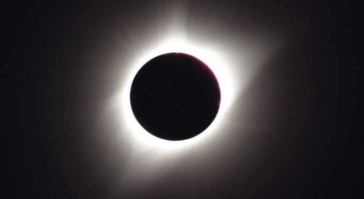 Island Totale Sonnenfinsternis Foto Sævar Helgi Bragason