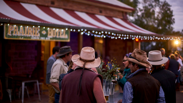Australien S&uuml;daustralien Outback Pub Prairie Hotel Parachilna Foto SATC.jpg