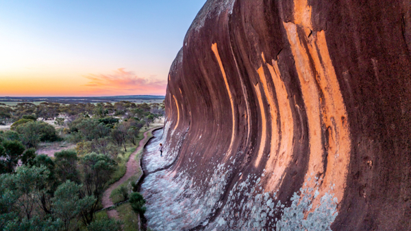 Australien S&uuml;daustralien Eyre Peninsula Pildappa Rock Foto SATC Isaac Forman.jpg